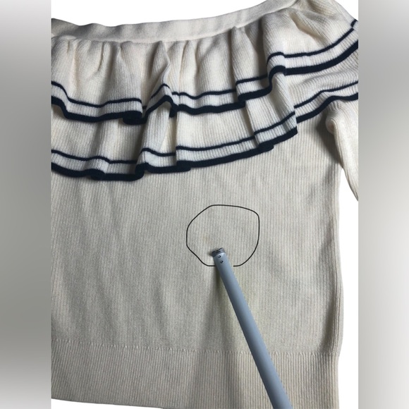 Frame denim ruffle, one shoulder wool blend sweater size X S - Picture 7 of 11